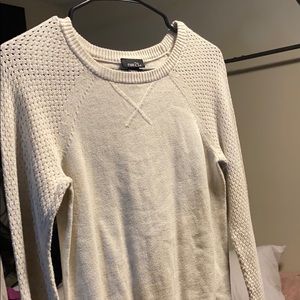 RUE21 Sweater